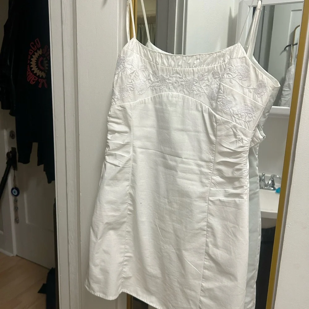 Zara White Dress - Picture 2 of 4